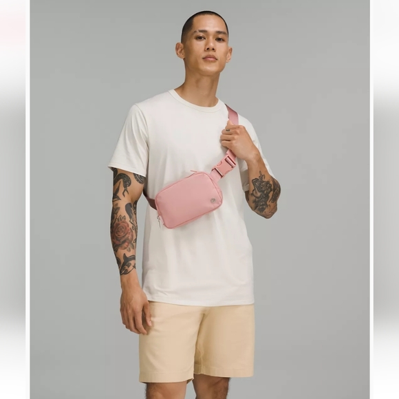 New Lululemon Pink Pastel Everywhere Belt Bag 1L (discontinued color) - Picture 3 of 6
